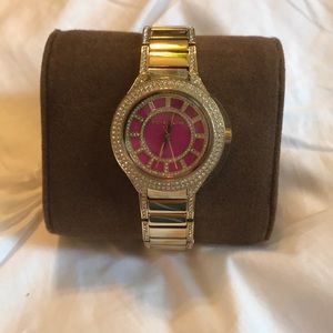 Michael Kors mini pink face, gold watch